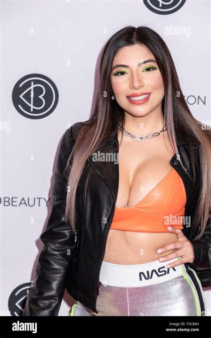 Kosta Koufos Bio - biography, contract, salary, net worth, weight, wife, child