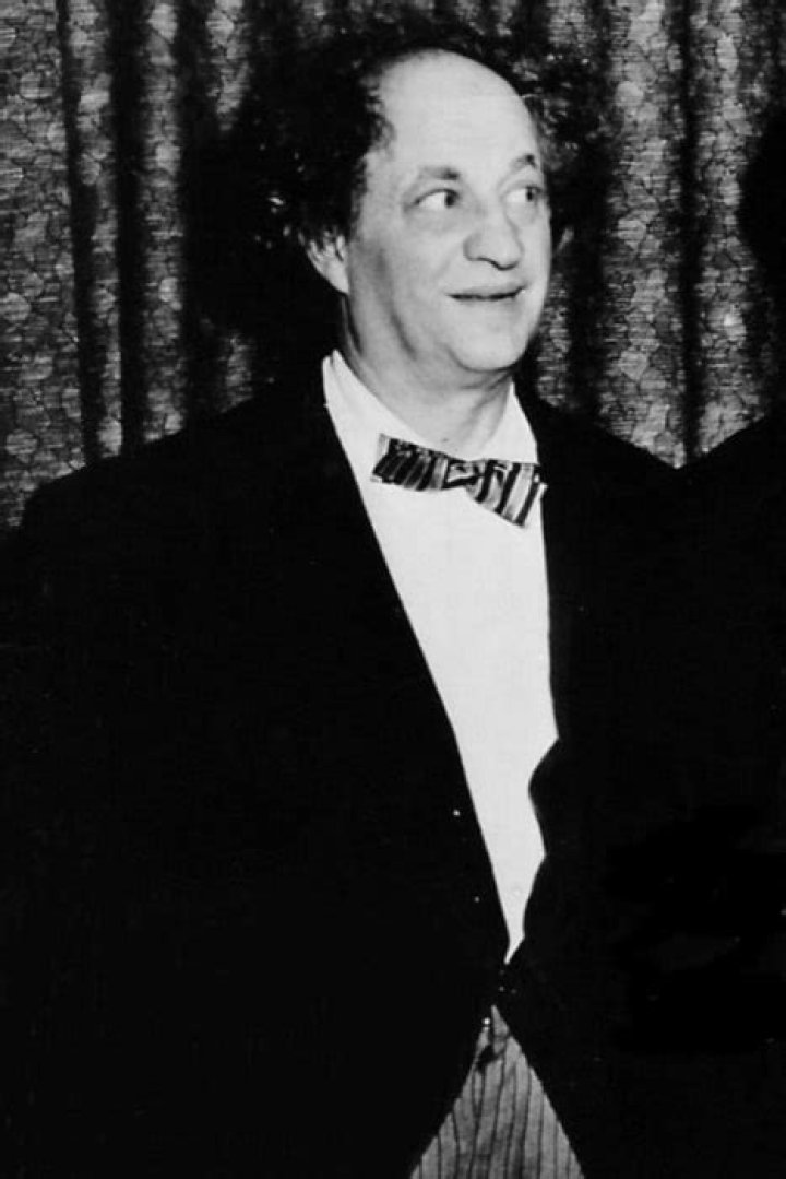 Larry Fine Height, Weight, Age, Girlfriend, Family, Facts, Biography