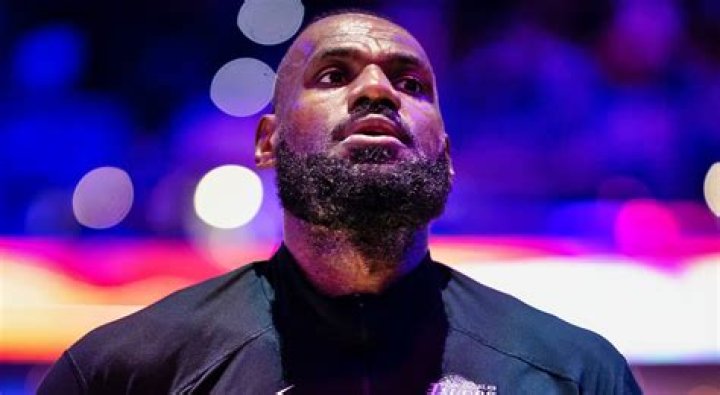 LeBron James Drops McDonald's And Takes MAJOR Gamble With A New Food Investment