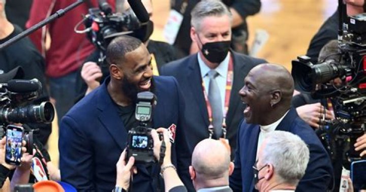 
LeBron James-Michael Jordan GOAT Debate; 82% College coaches pick MJ over LeBron