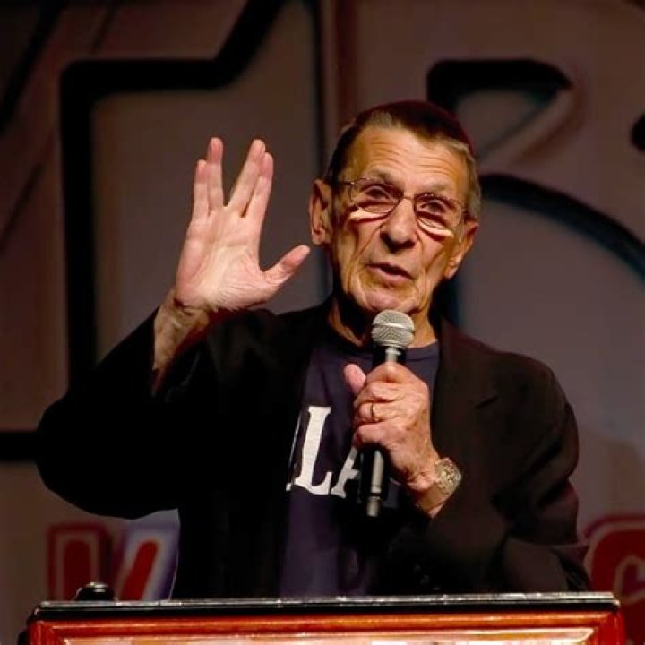 Leonard Nimoy Height, Weight, Age, Facts, Biography, Family, Spouse
