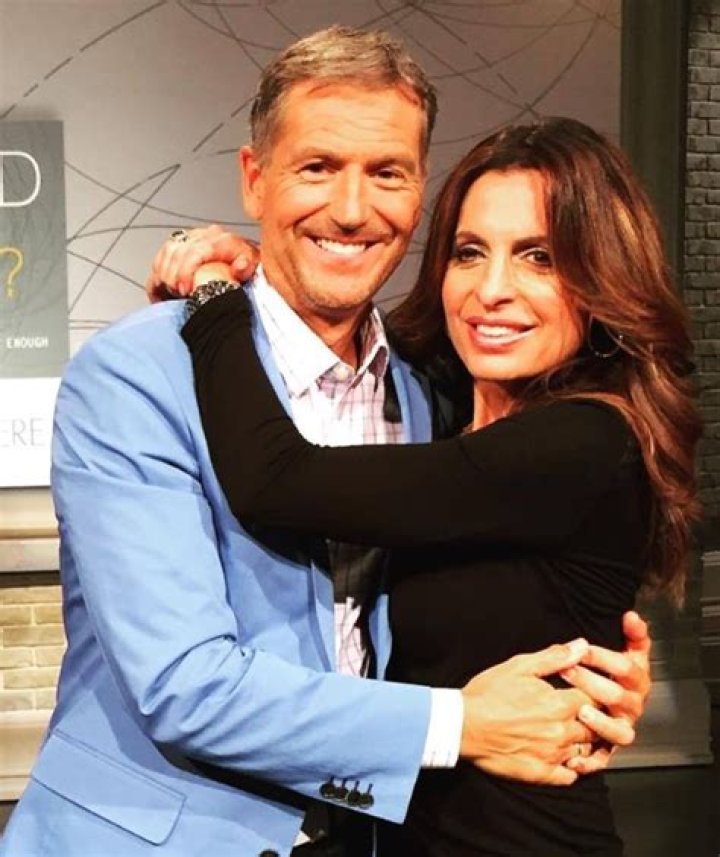 Lisa Bevere - Bio, Age, Wiki, Facts and Family