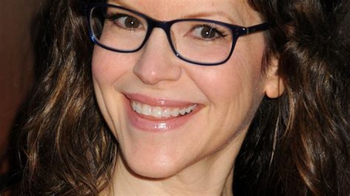 Lisa Loeb net worth