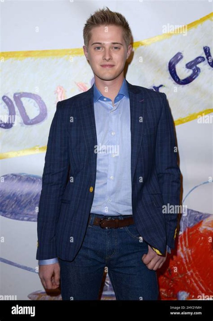 Lucas Grabeel Net Worth | Celebrity Net Worth