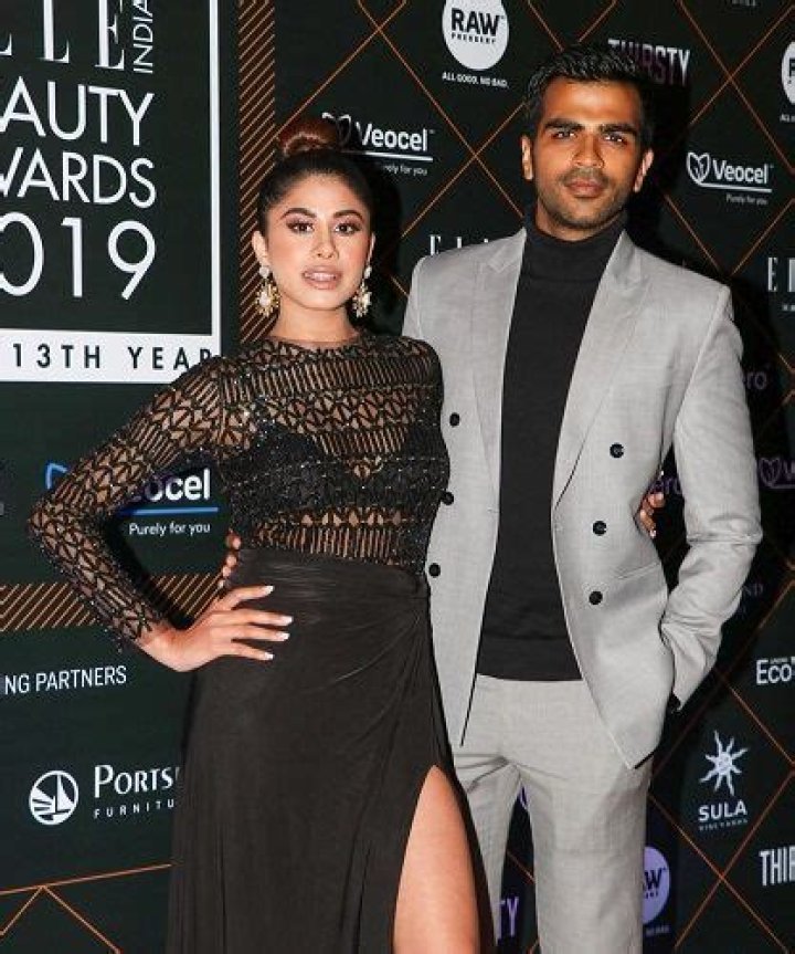 Malvika Sitlani Height, Weight, Age, Husband, Family