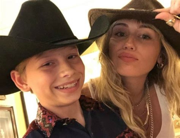 Mason Ramsey Height, Weight, Age, Girlfriend, Family, Facts, Biography
