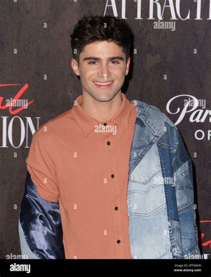 Max Ehrich Height, Weight, Age, Girlfriend, Family, Facts, Biography