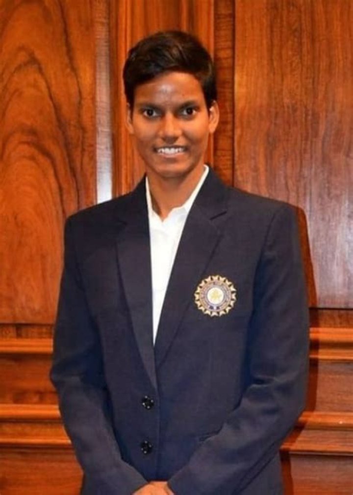 Meera Height, Weight, Age, Boyfriend, Family, Facts, Biography