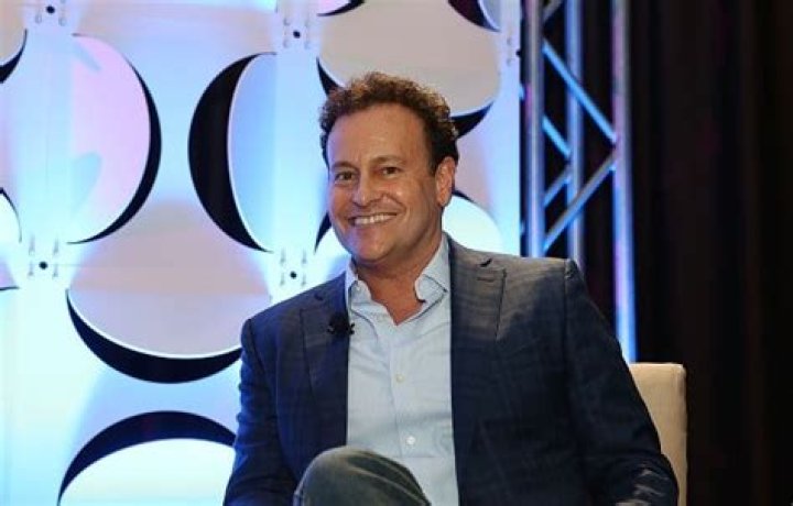 Mitchell Hurwitz Net Worth | Celebrity Net Worth