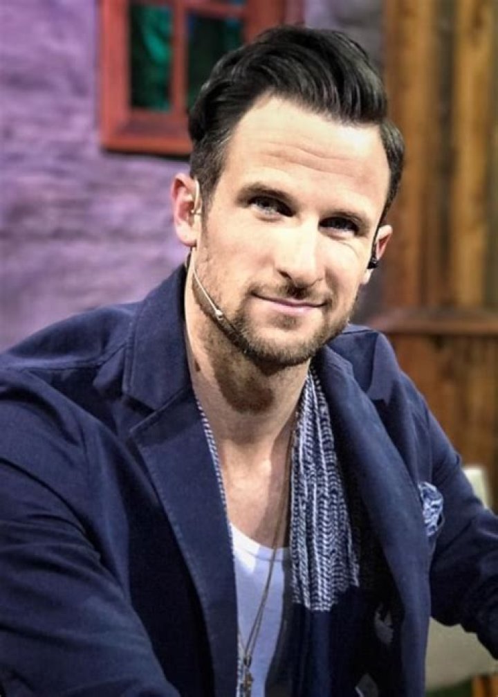 Molt Height, Weight, Age, Spouse, Family, Facts, Biography