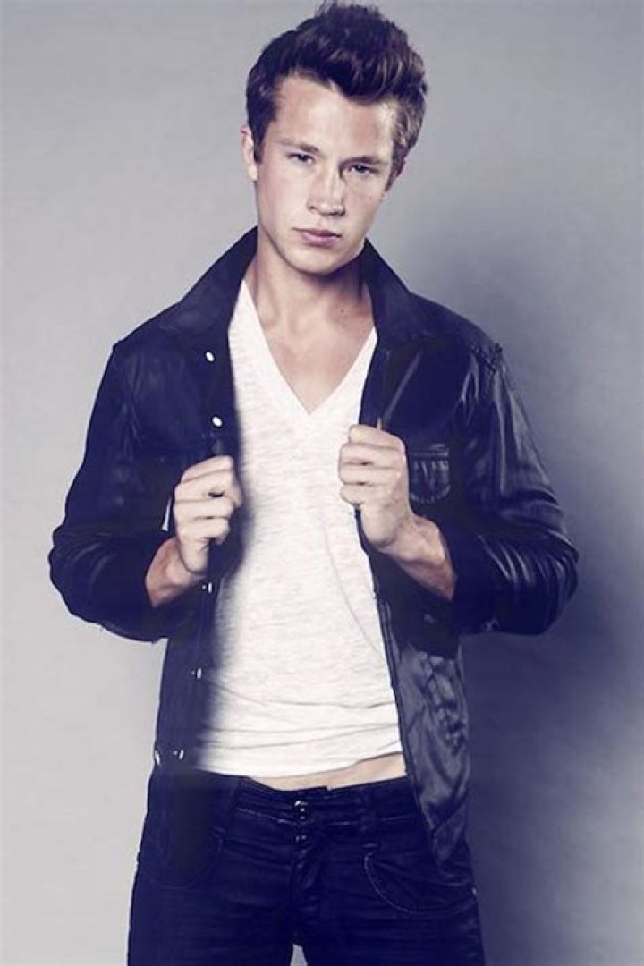 Nick Roux Height, Weight, Age, Girlfriend, Family, Facts, Biography
