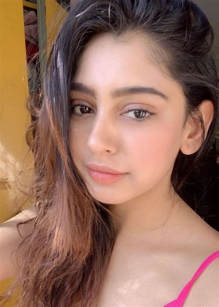 Niti Taylor Height, Weight, Age, Boyfriend, Family, Facts, Biography