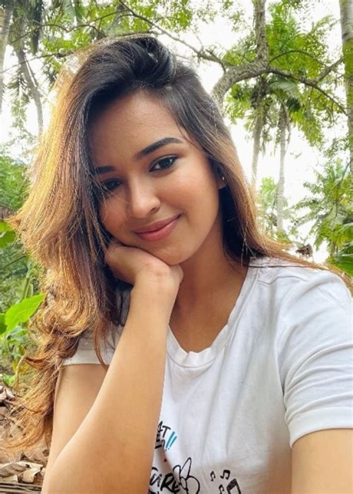 Pujita Ponnada Height, Weight, Age, Body Statistics
