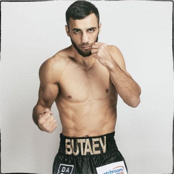 Radzhab Butaev Bio, Age, Height, Weight, Net Worth, Stats, Fights, Married, & Wife