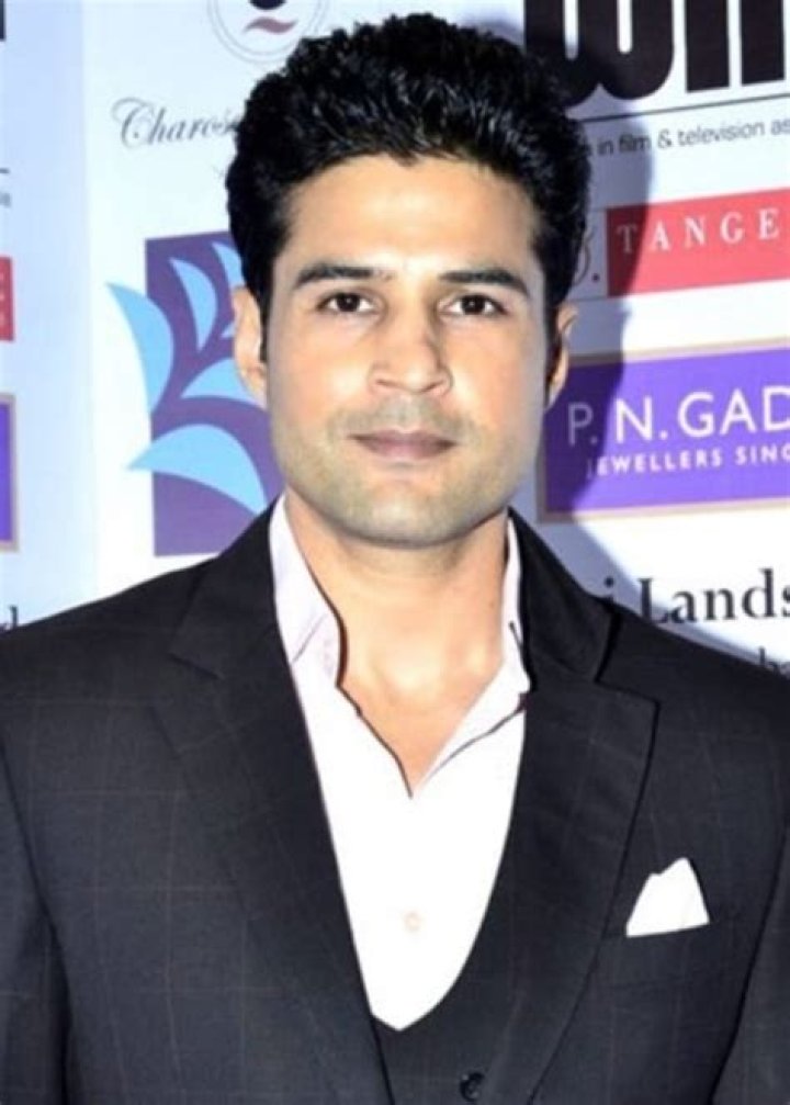 Rajeev Khandelwal Height, Weight, Age, Body Statistics