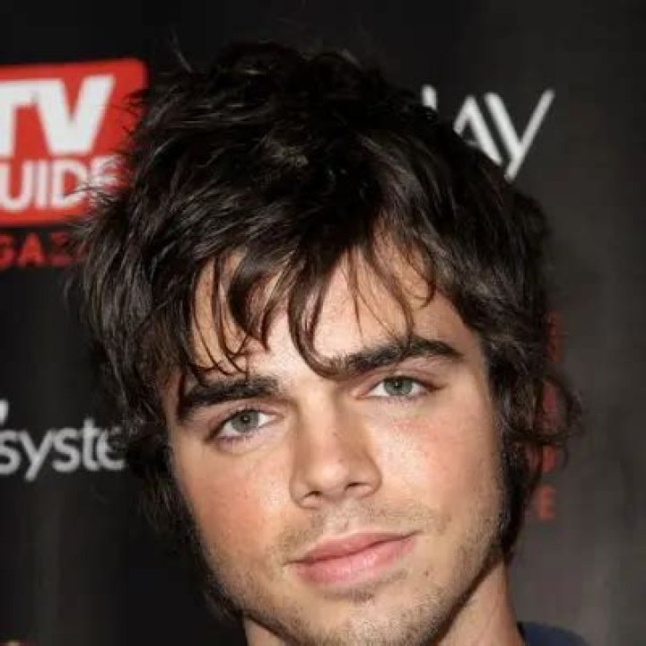 Reid Ewing Net Worth | Celebrity Net Worth