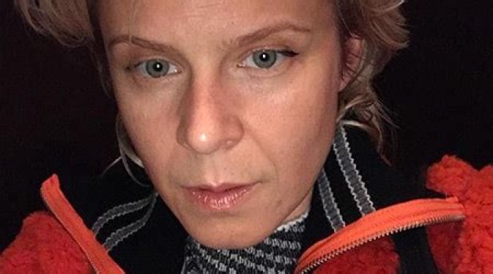 Robyn Height, Weight, Age, Spouse, Family, Facts, Biography