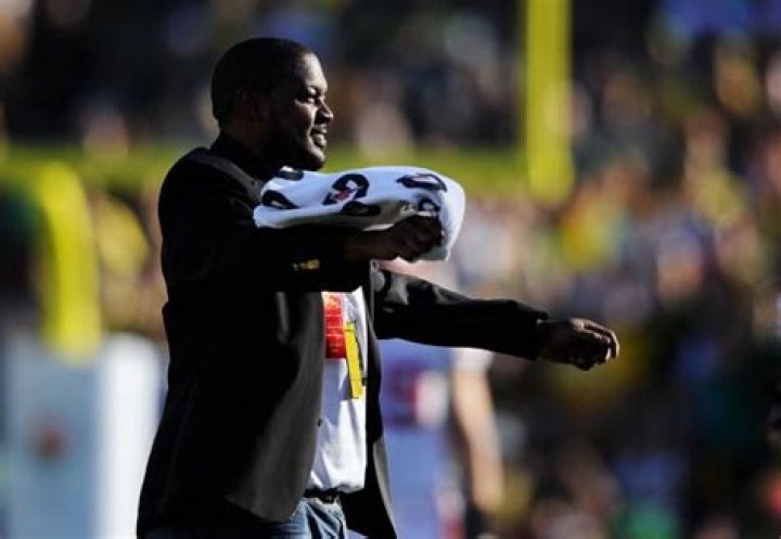 Ron Dayne Net Worth | Celebrity Net Worth