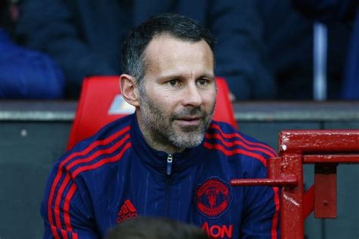Ryan Giggs Net Worth | Celebrity Net Worth