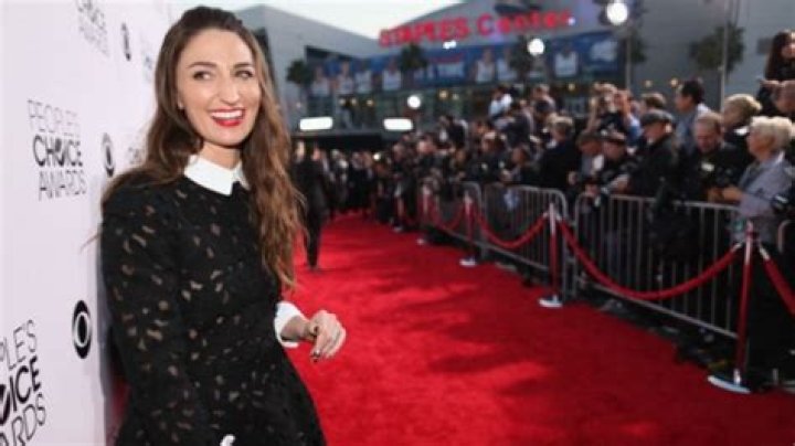 Sara Bareilles Height, Weight, Age, Boyfriend, Family, Facts, Biography