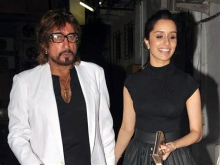 Shakti Kapoor Height, Weight, Age, Spouse, Biography, Family