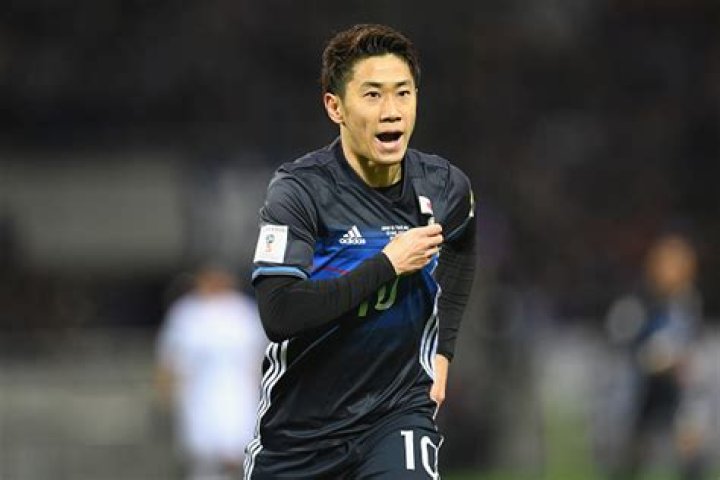 Shinji Kagawa Net Worth | Celebrity Net Worth