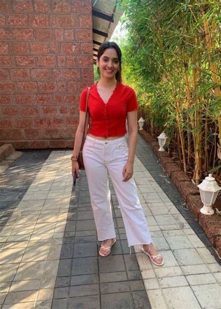 Sita Abellan Height, Weight, Age, Body Statistics