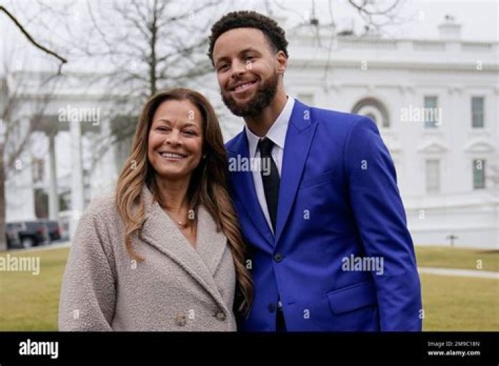 Sonya Curry Biography- Dell Curry's wife, Stephen and Seth Curry mother, salary, net worth, married, husband, children, affair, relationship, age, family