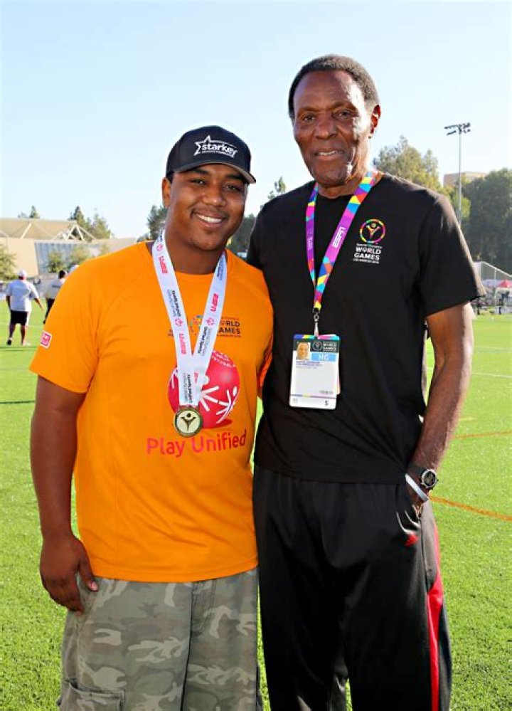 Starkey Hearing Foundation Ambassadors Kyle And Chris Massey Participate In The Special Olympics Unified Sports Experience Football Game