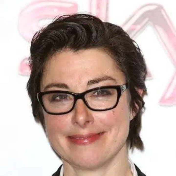 Sue Perkins Net Worth | Celebrity Net Worth