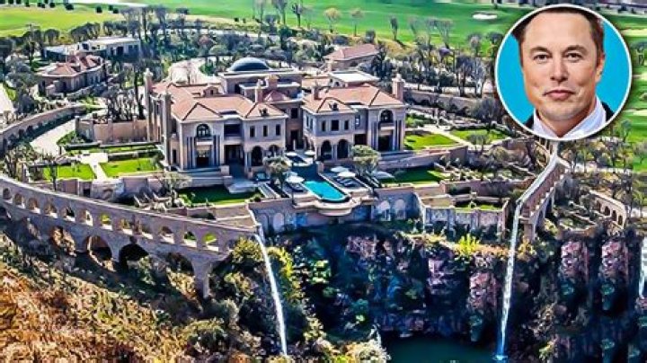 "The Greatest Flip Ever": Last Year A Billionaire Paid $94 Million For A Florida Mansion. He Just Flipped It For...