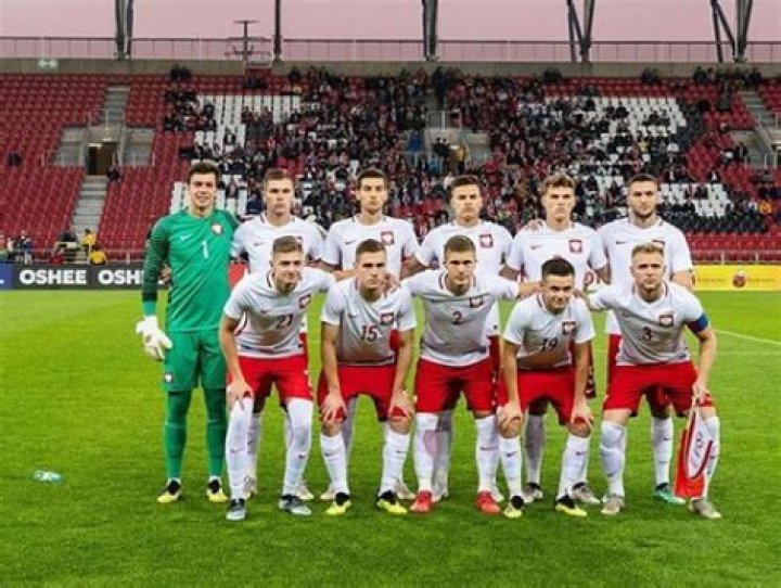 The Polish footballer, Radoslaw Majecki, net worth, salary, age, family, career, stats, wiki, transfermarkt