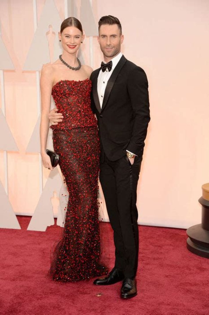 Top 10 Hottest Couples at the Oscars 2015