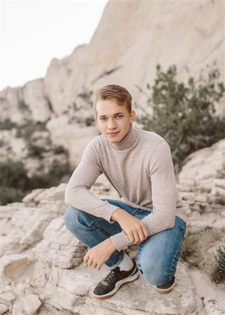 Trey Nelson Height, Weight, Age, Girlfriend, Family, Facts, Biography