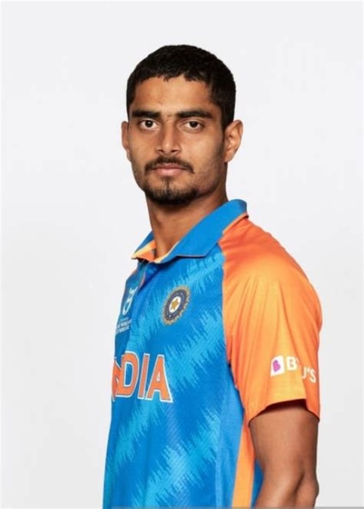 Vasu Vats Height, Weight, Age, Body Statistics