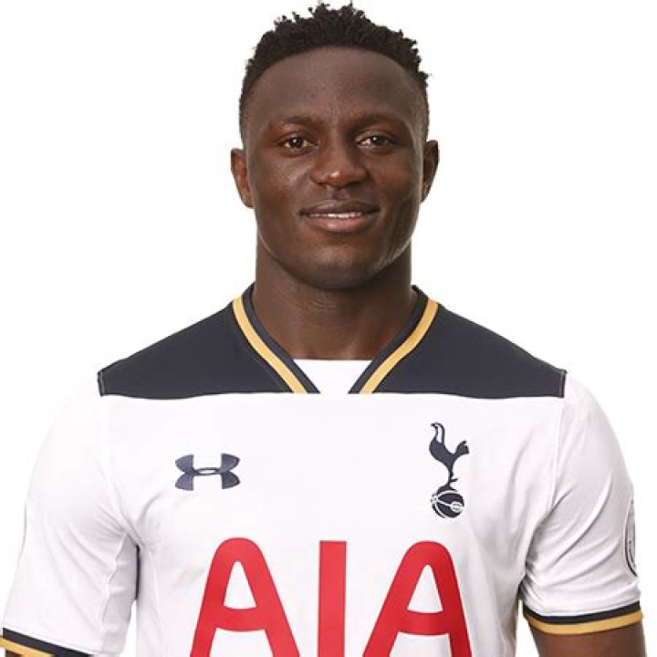 Victor Mugubi Wanyama bio fact of age, height, nationality, salary, net worth, games, clubs, married, relationship, affair, career, age, family
