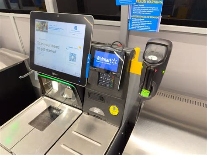 Walmart Shoppers Slam "Weirdest Ever" Self-Checkout Change