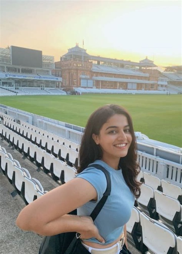 Wamiqa Gabbi Height, Weight, Age, Boyfriend, Biography, Facts