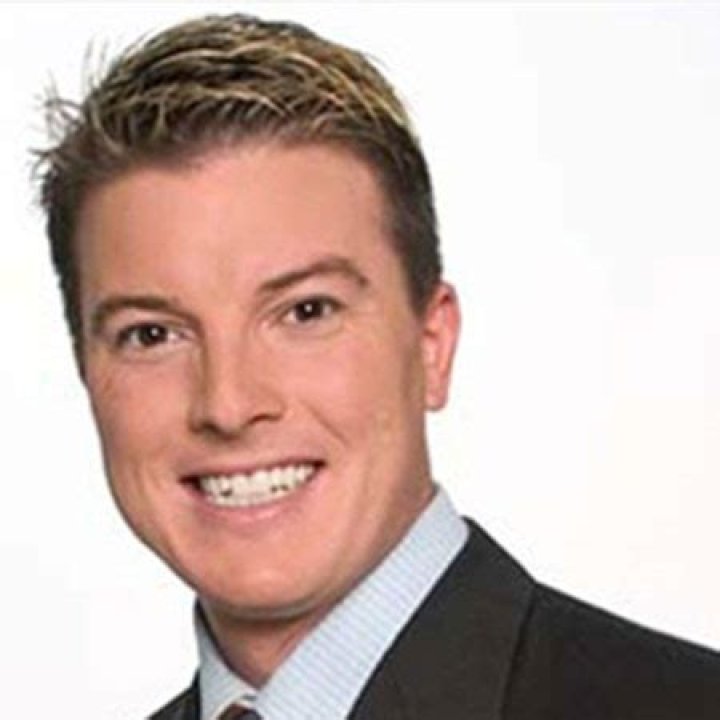 Warren Sawkiw, cbs sports, TSN, Career, Salary, Net worth, Affair, partner, facts, stats