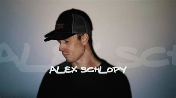 Who is Alex Schlopy Dating Now?