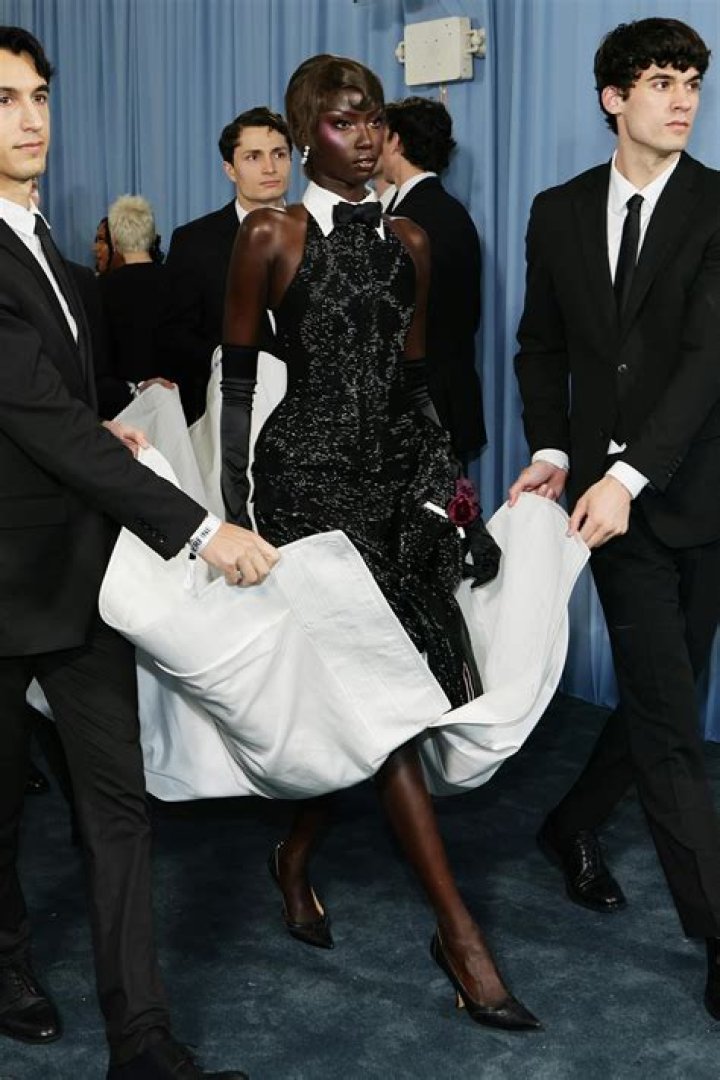 Who is Anok Yai Dating Now