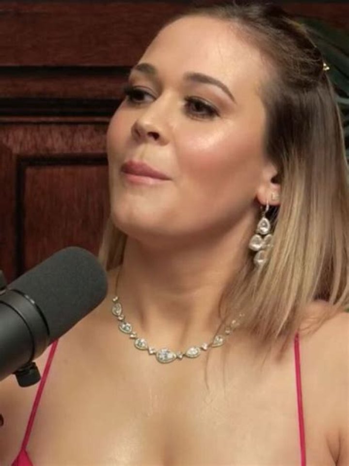 Who is Ari Shaffir Dating Now