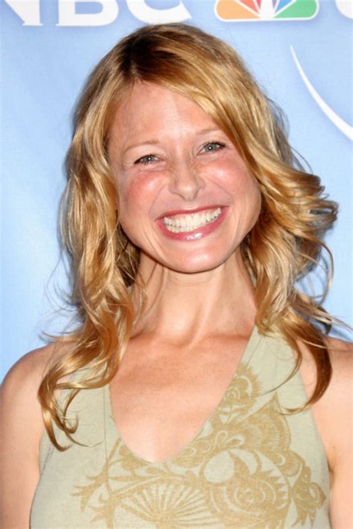 Who is Arija Bareikis Dating Now?