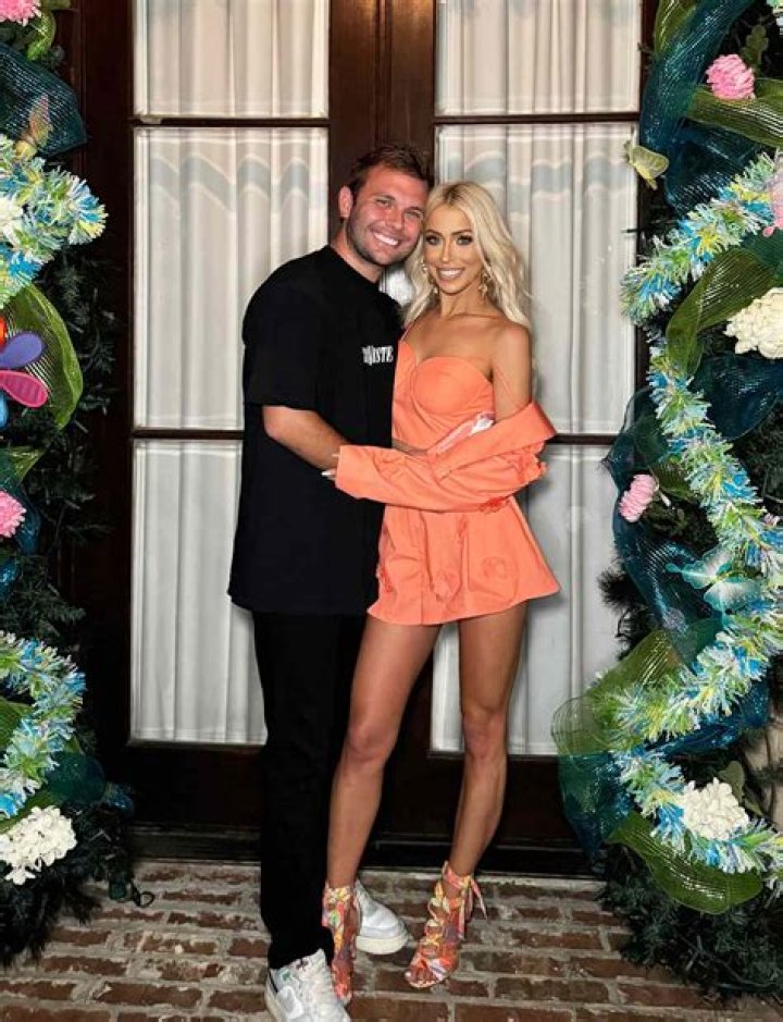 Who is Chase Ellison Dating Now