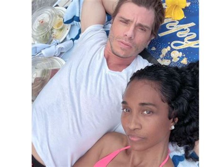 Who is De'Anthony Thomas Dating Now