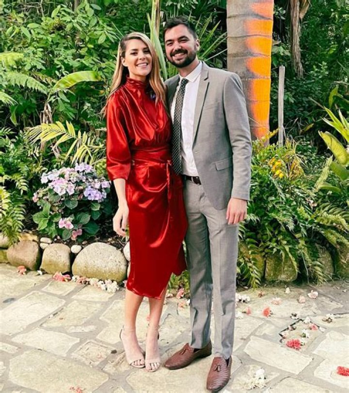 Who is Grace Helbig Dating Now