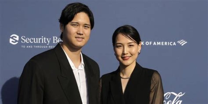 Who is Ikue Otani Dating Now?