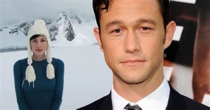 Who is Joseph Gordon-Levitt Dating Now