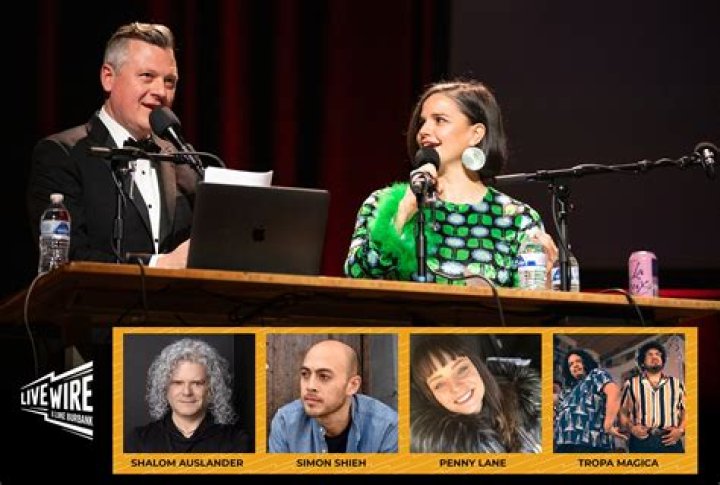 Who is Luke Burbank Dating Now?