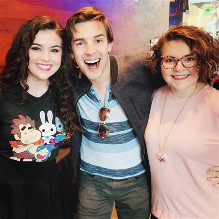 Who is Marlowe Peyton Dating Now?